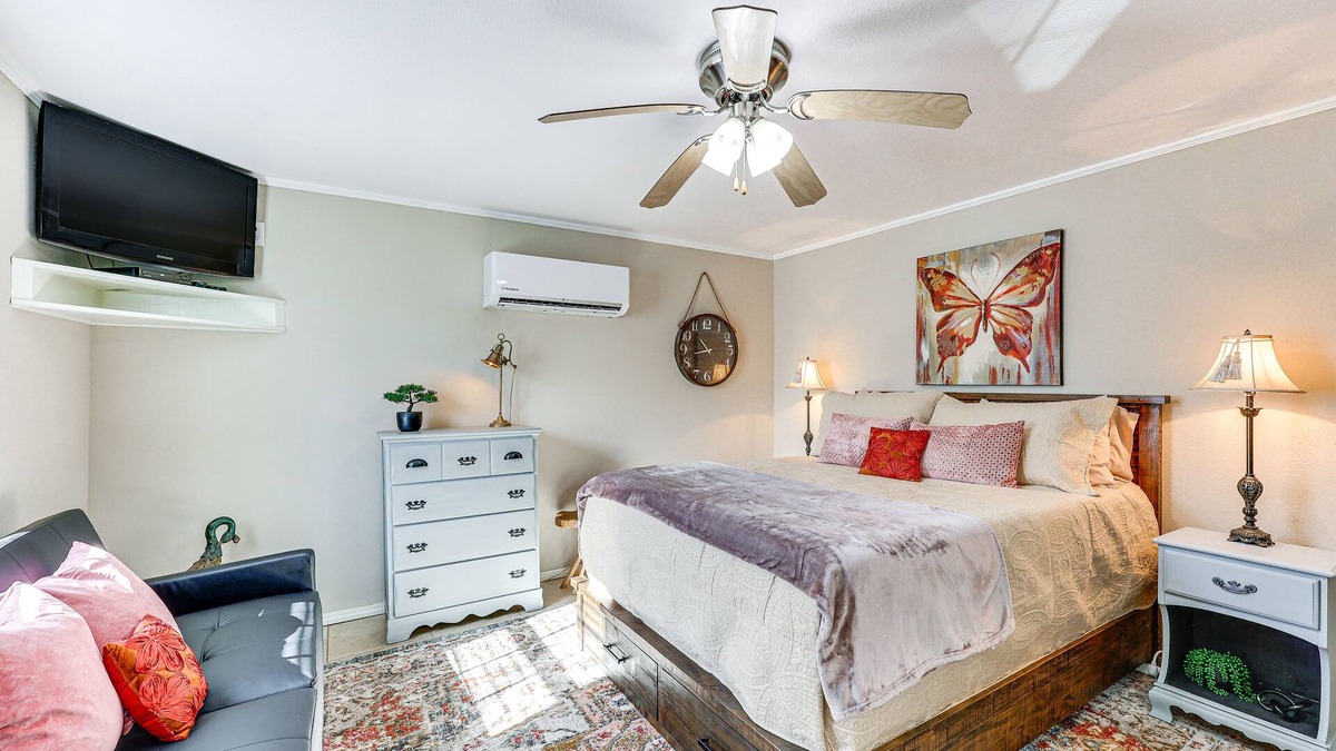 New Blaine Apartment | New Blaine Studio - Walk to Lake Dardanelle!
