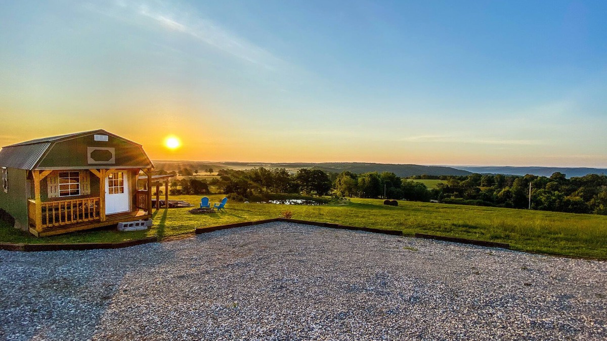 Compton Cabin | *NEW* BUFFALO RIVER VALLEY VIEWS-5MIN FROM PONCA! "TINY CABIN"