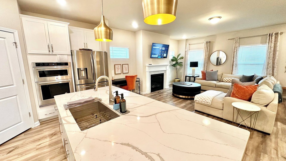 Morrisville House | New Build Cary 5 Bed + Loft