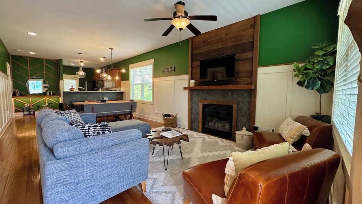 Swannanoa House | NEW: Byrd Bungalow - EPIC Views - Discover Luxury!