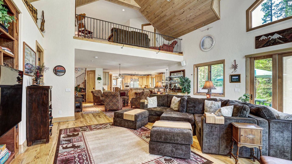 Christie Heights House | NEW Cedar Lodge on Peak 8, Nordic Trails and Epic VIews!