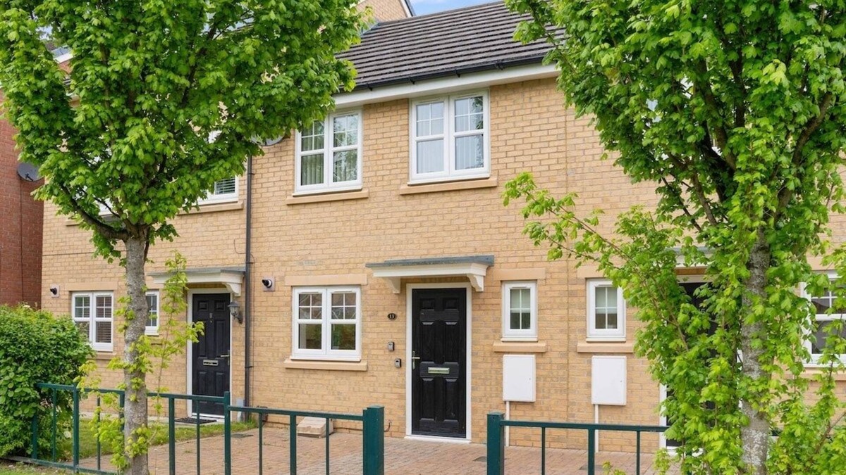 Thornaby On Tees House | New! Charming 2-bed Home in Nevis Walk, Sleeps 6!