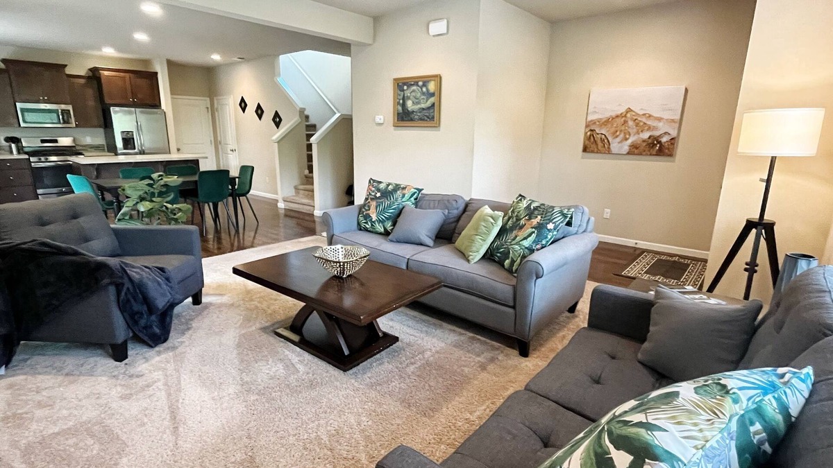 North Bethany House | New Classic Family Home in Quiet Neighborhood next to PCC Rock Creek
