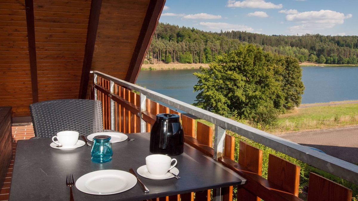 Bad Arolsen Apartment | New! Comfortable apartment with lake view