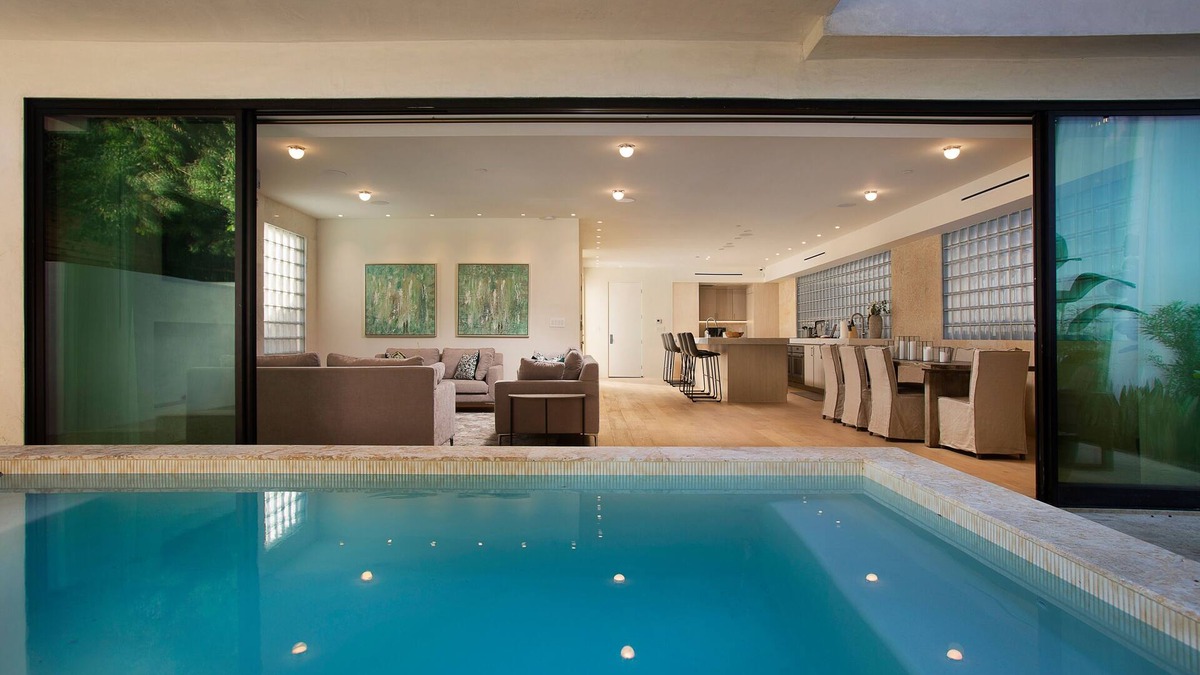 Beverly Grove House | New Construction 4 Bedroom home