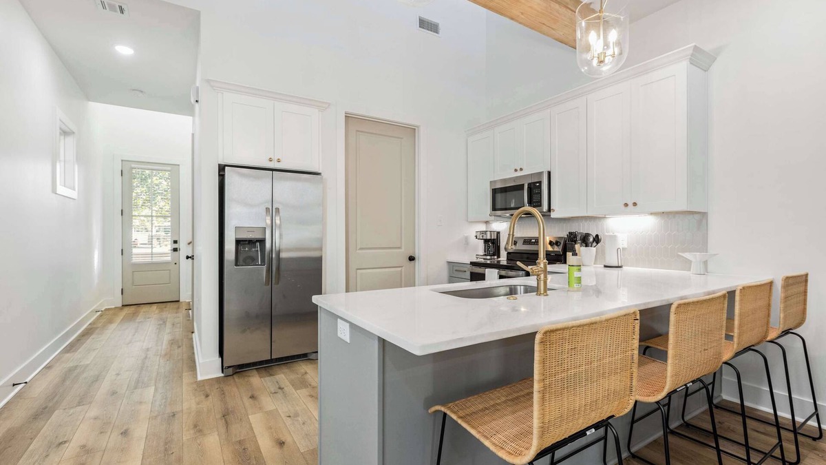 Youngsville House | NEW Cottage Downtown Sports Complex King Beds