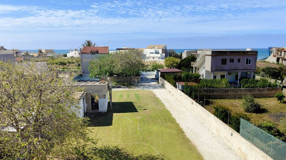 Donnalucata Villa | NEW Detached villa 50mt far from the sea. Fine sand, free beaches. No need car.