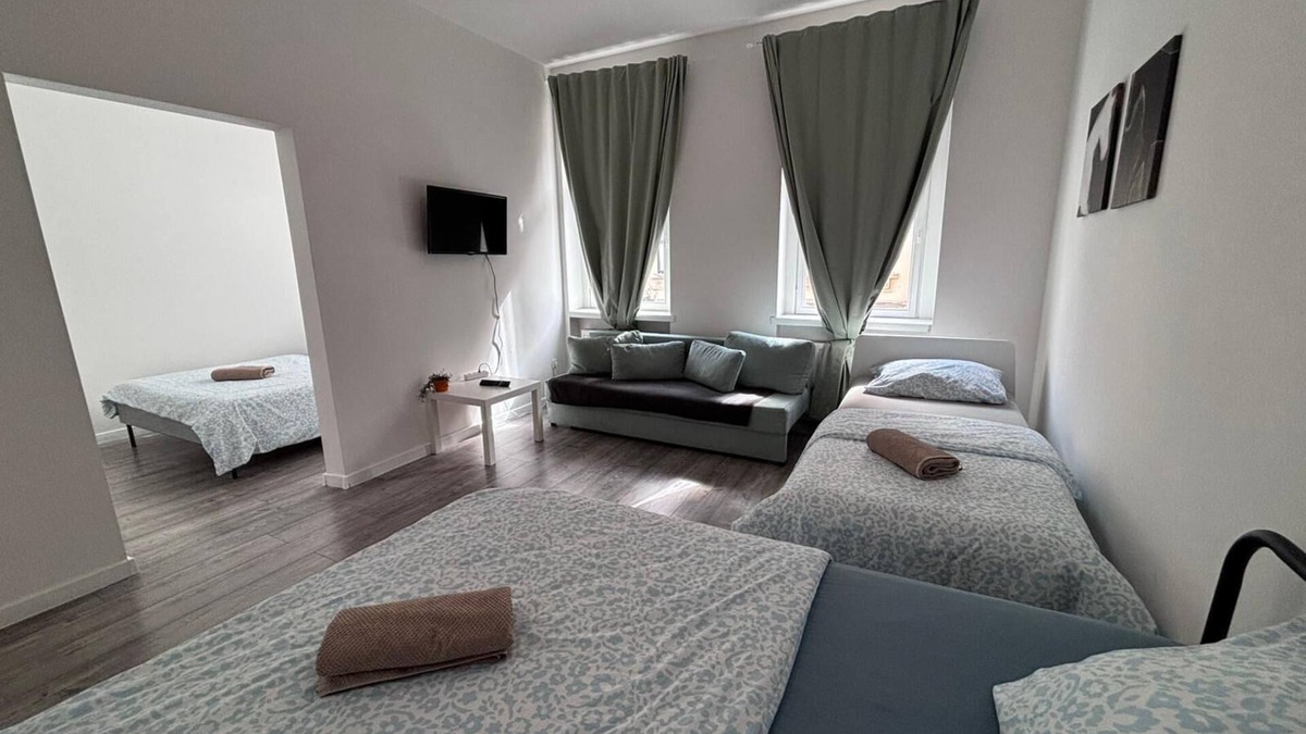Zeitz Apartment | New flat for 9 ★Special price per month ★ 4 Rooms