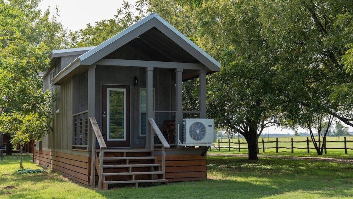 Satin Cabin | New! Gardenia Cabin- Snuggle by the Campfire.