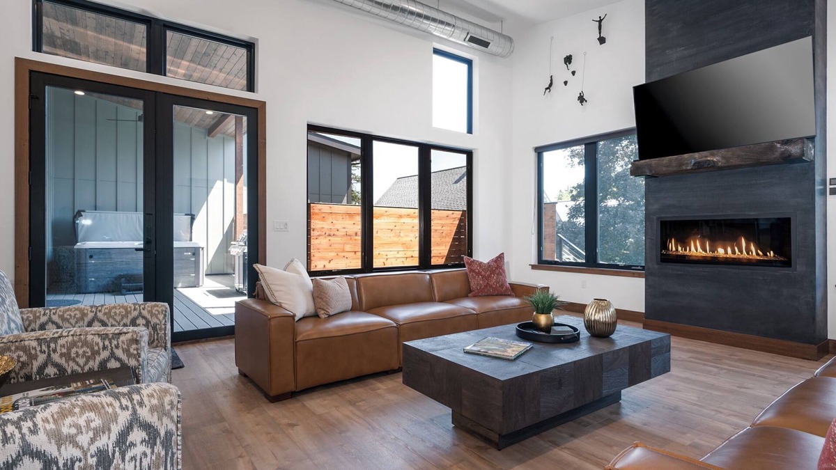 Whitefish Condo | New! Good Medicine Luxury Masterpiece - Sleeps 7