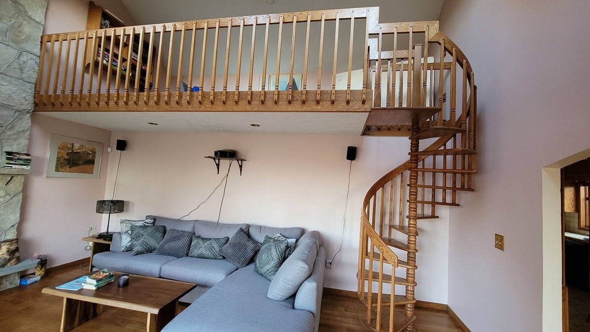 Jefferson Cottage | New Hampshire Getaway! 3 Bedroom Cottage by Redawning