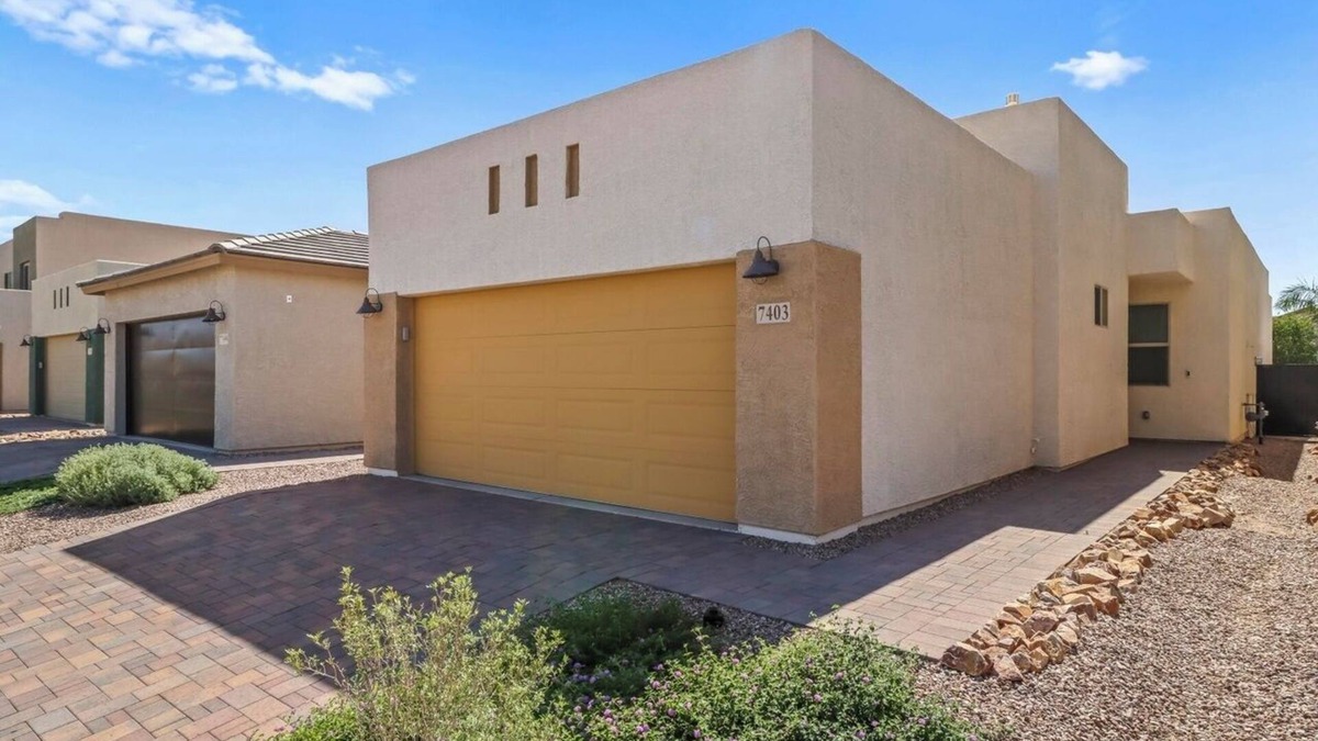 Continental Ranch House | New Home-Charming 3 bedroom home in beautiful Tucson, Marana area & dog friendly
