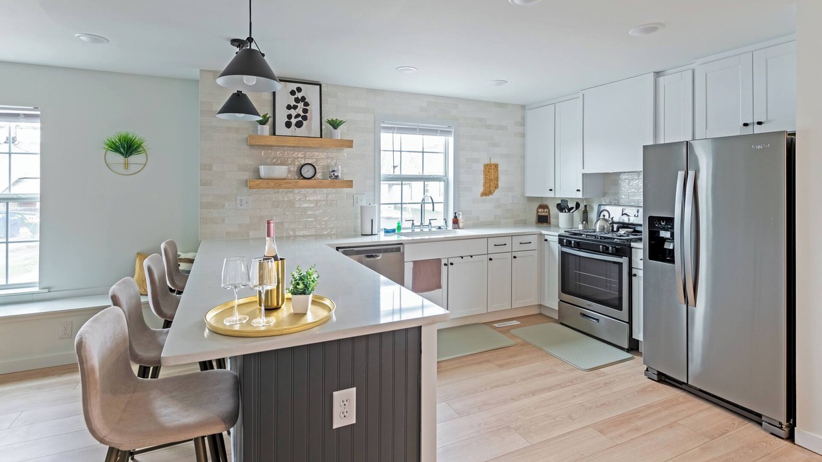 Indianapolis House | NEW home downtown Indianapolis w/2 king ensuites, cozy backyard, and game room