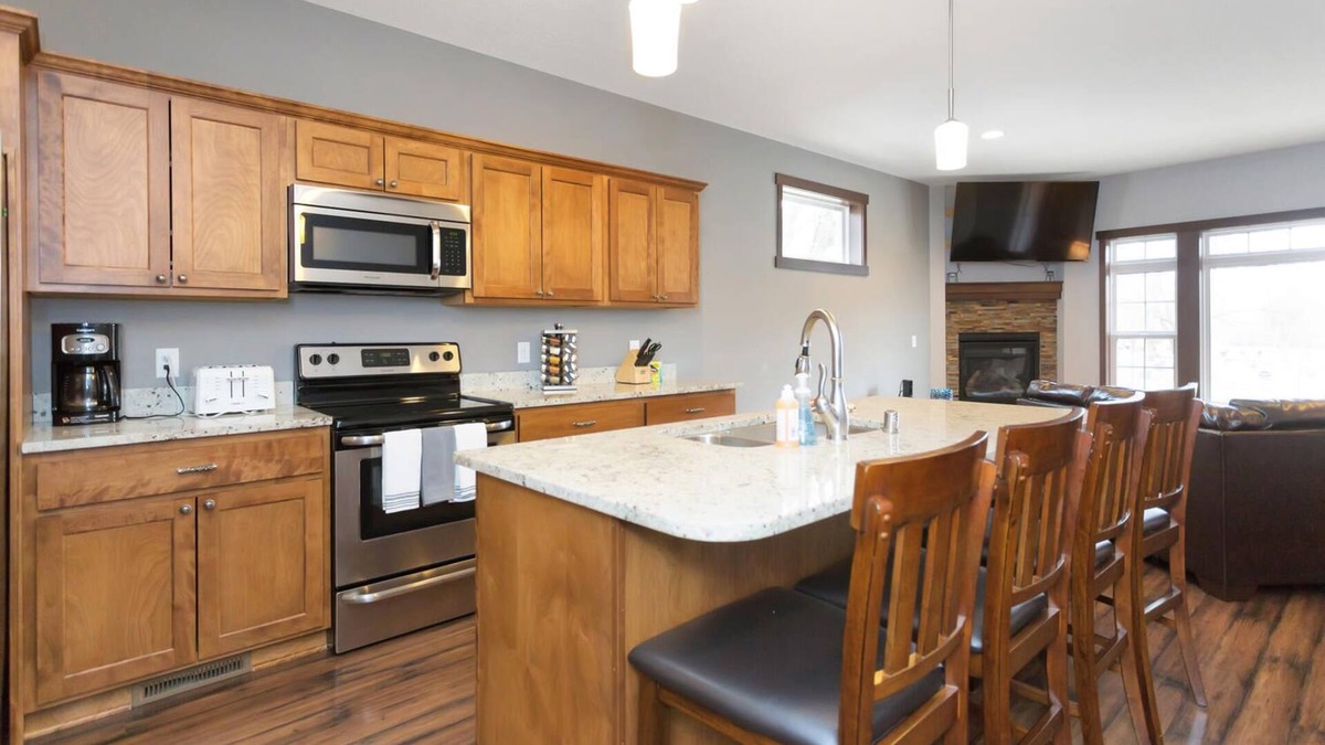 North End House | New home in Como Park neighborhood