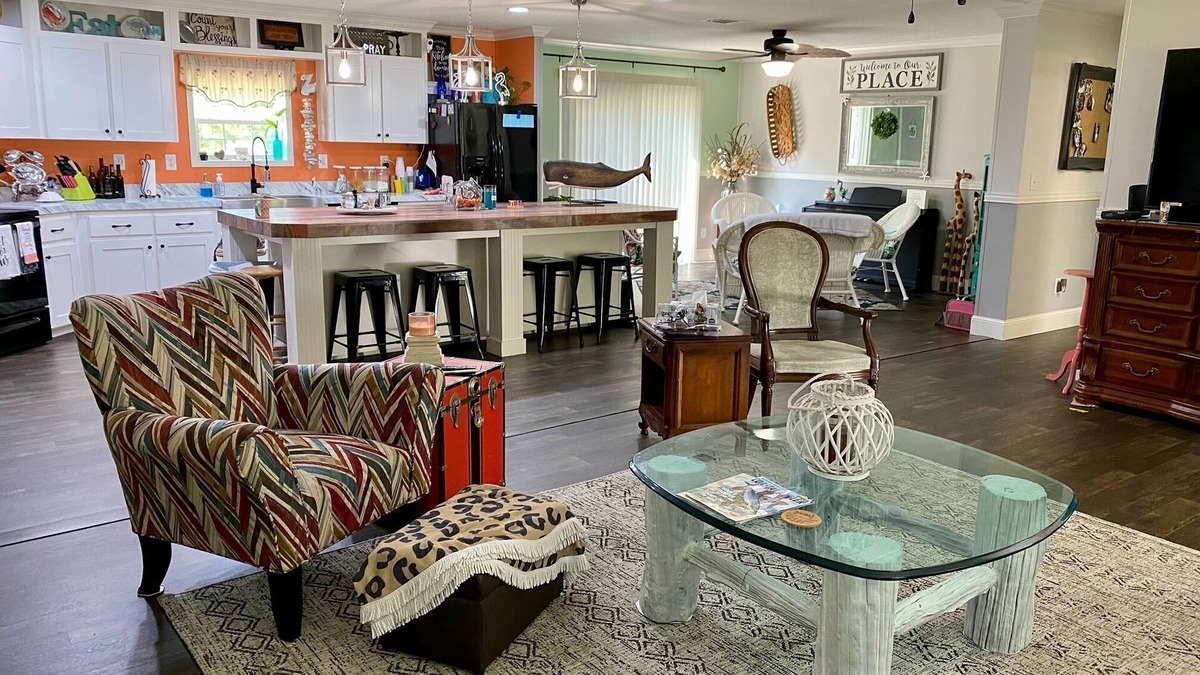 Valona House | New home on Private lot with beautiful Marsh/water view