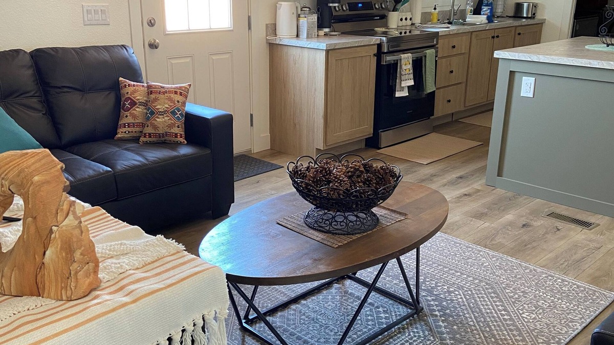 LeChee House | New Home with Panoramic Desert Views.