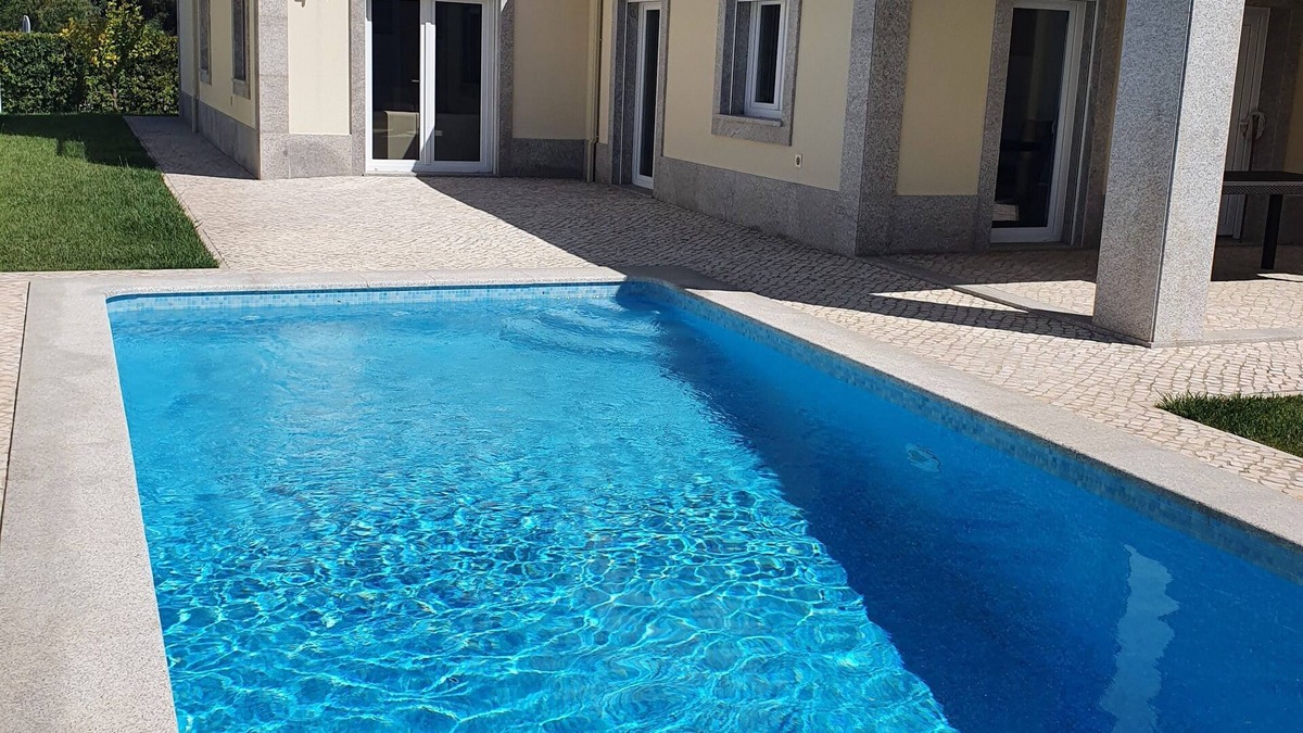 Lagoa de Albufeira House | New house 100 metres from the beach in LAGOA DE ALBUFEIRA