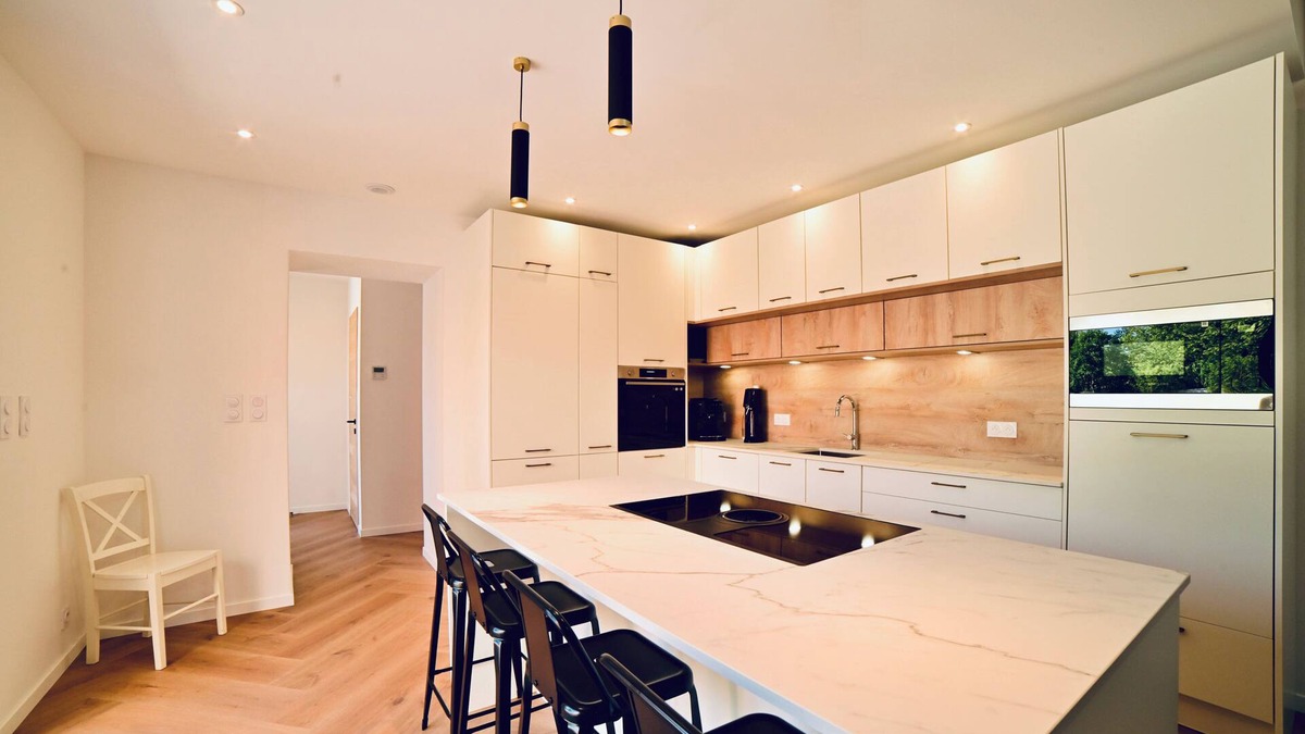 Perigueux Villa | New house, heated pool, enclosed garden. Near historic center Périgueux