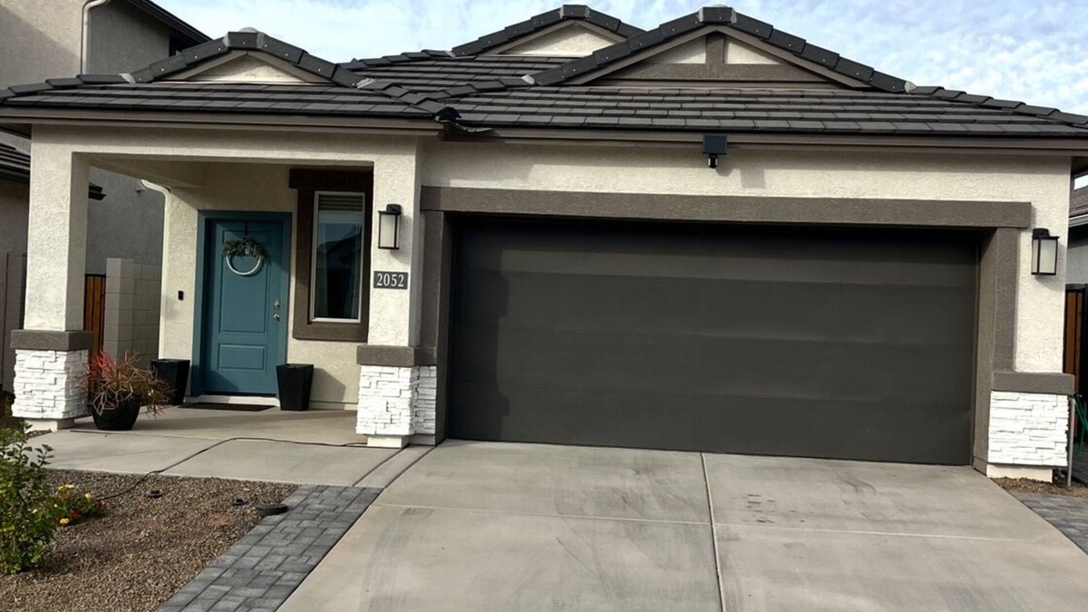 Pinal County House | New house in a quiet neighborhood.