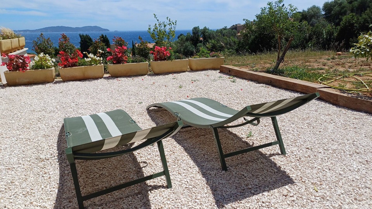 Carqueiranne House | New house with sea view, 5 minutes' walk from the Pradon beach.