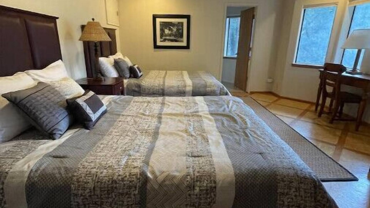 El Portal House | NEW Hunter House Retreat - 10.6 mi from Yosemite