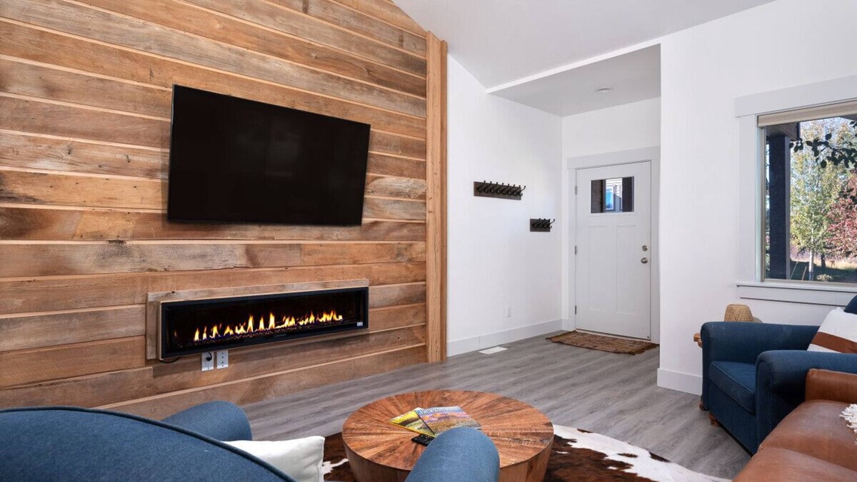 Victor House | New JJT Bunkhouse in Victor ID