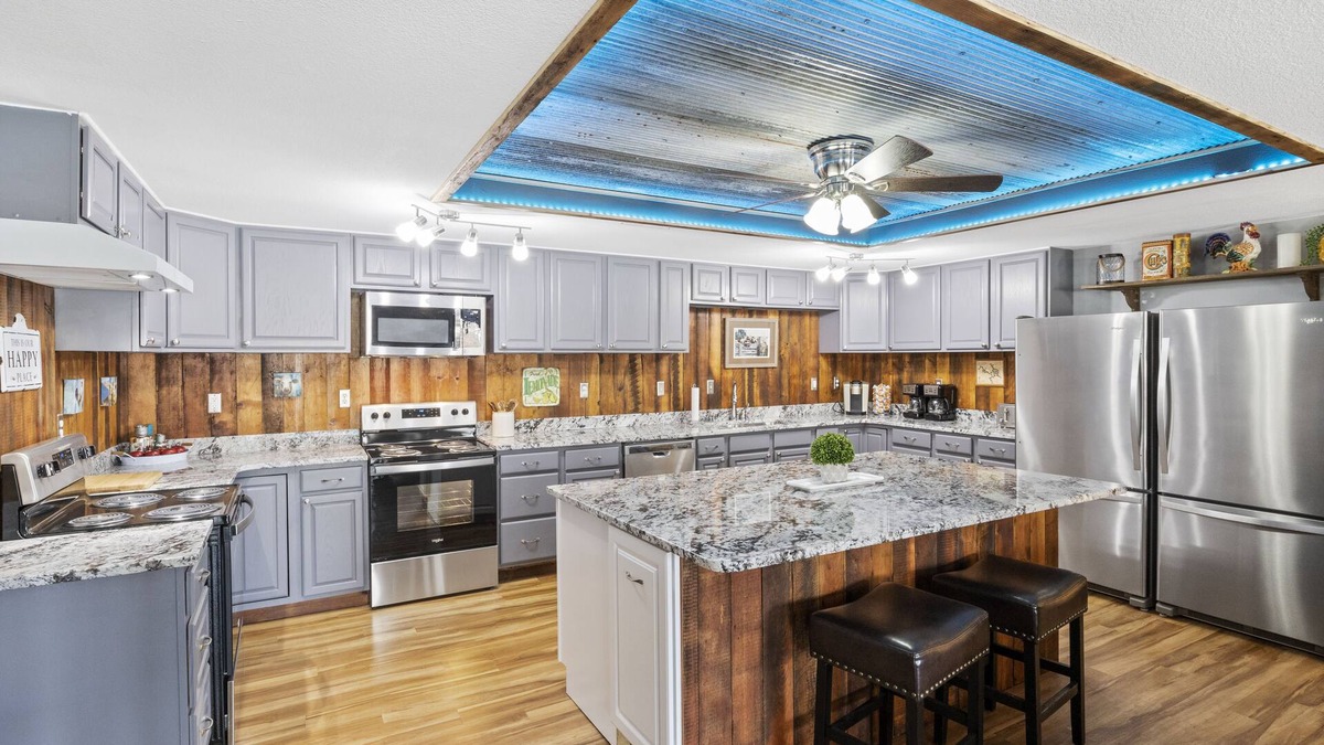 Sunrise Beach House | New! Lakefront 8 Bedroom Family Entertainer! Boat Dock, Hot Tub, Fire Pit, Wi-Fi