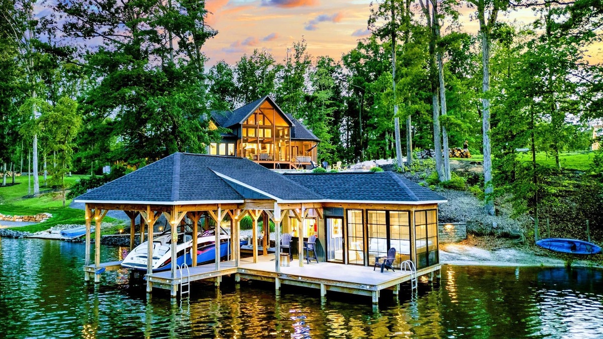 Bumpass House | NEW Lakefront Lake Anna, Pool, Boat Dock, Deck View