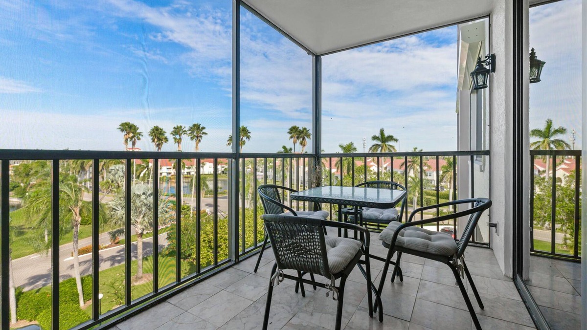Isla del Sol Condo | New Listing! Bahia L-503|1BD|1.5BA