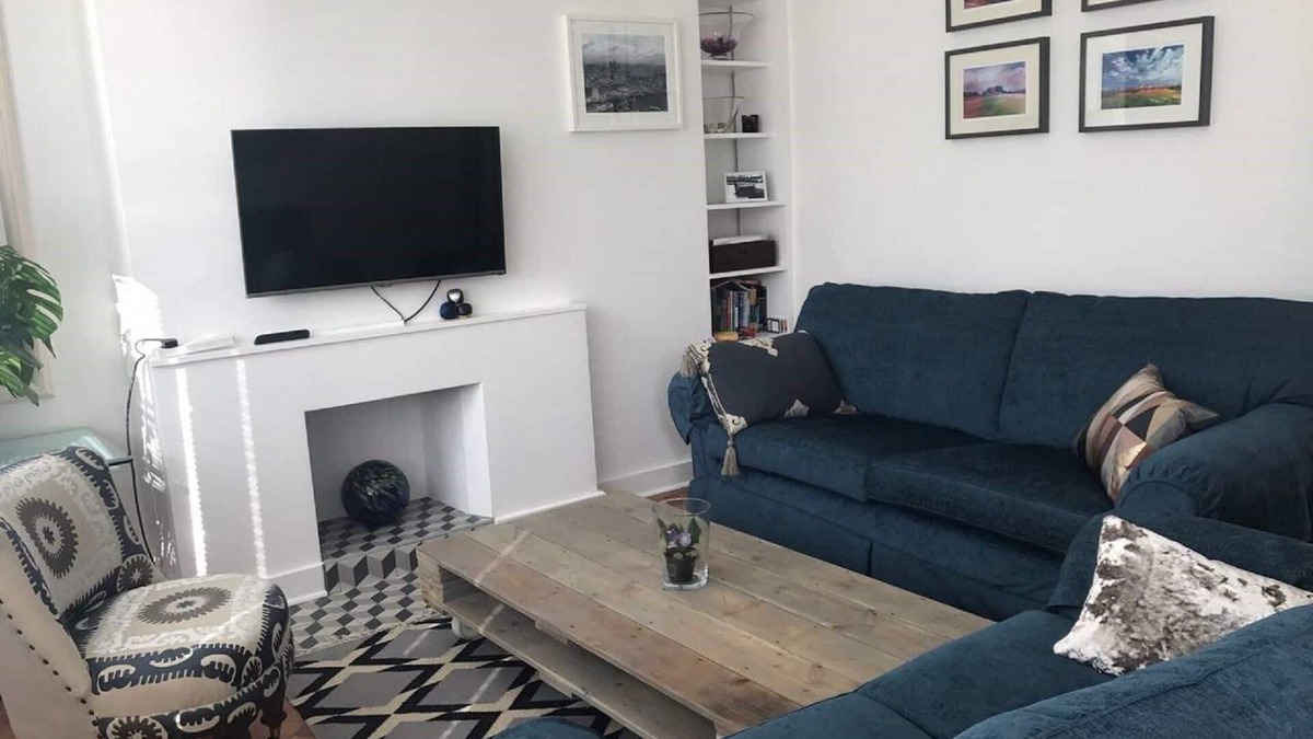 Kings Cross St. Pancras Apartment | NEW LISTING! Central London Flat Near King's Cross