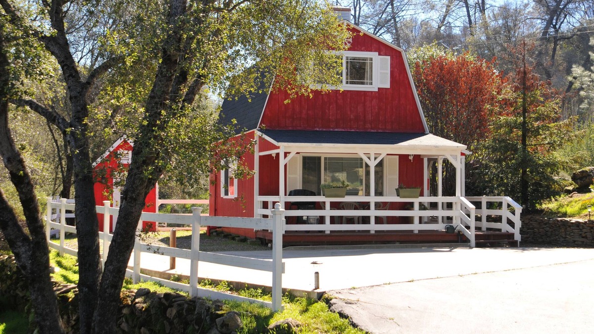 Mariposa House | New Listing - Enjoy your stay while visting Yosemite
