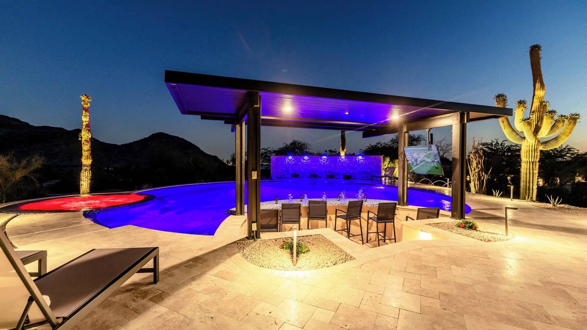 Pinnacle Peak Heights House | *New Listing* HÓZHÓ View House Estate at Lost Canyon