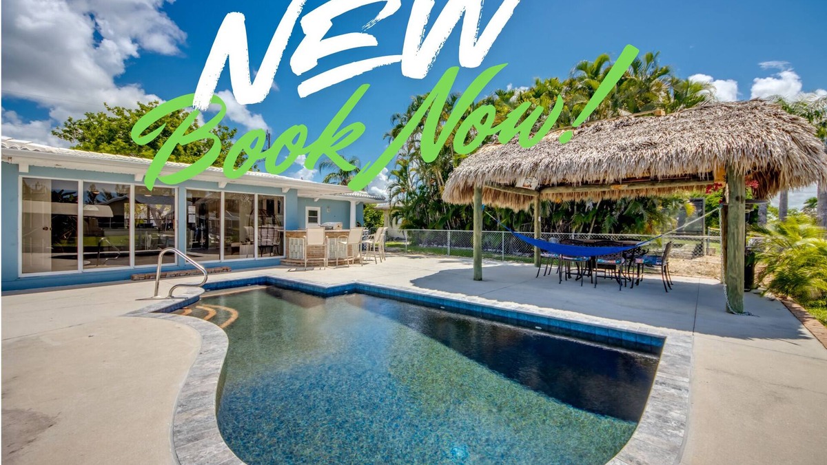 Fort Myers House | NEW LISTING! Heated Pool, Canal, Outdoor Bar, King Bed