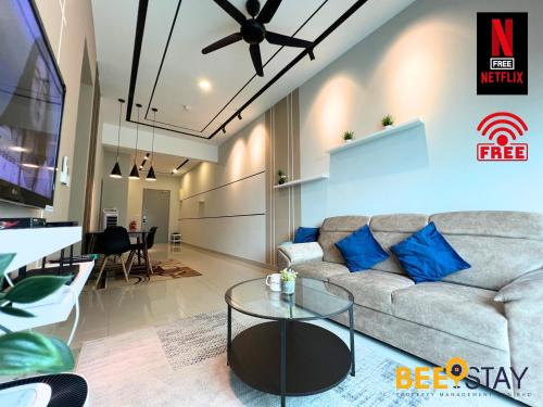 Klang District Apartment | New Listing Klang with Netflix Wifi Swimming Pool View