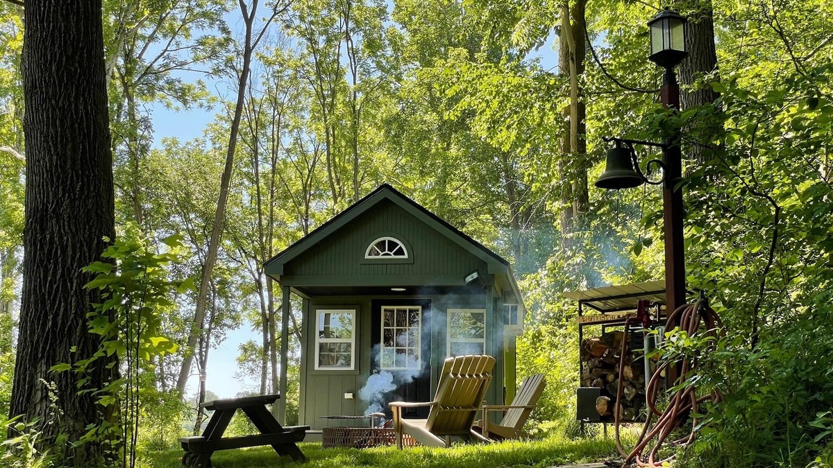 Nottingham Cabin | NEW LISTING- Picturesque wooded property with unique TINY HOUSE--lovely getaway!