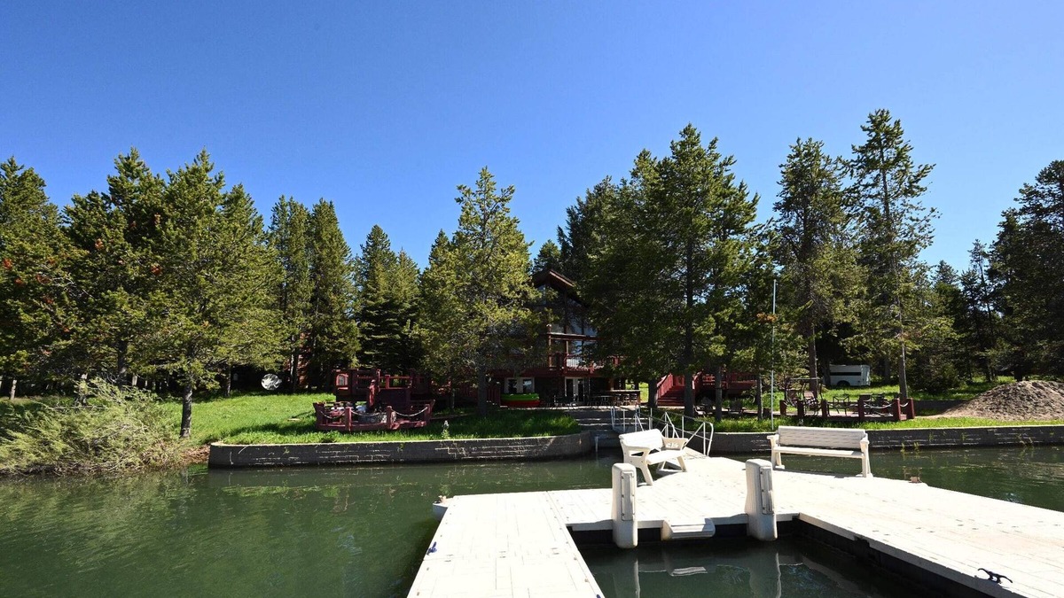 Island Park Cabin | *New Listing* Waterfront, Sleeps 15