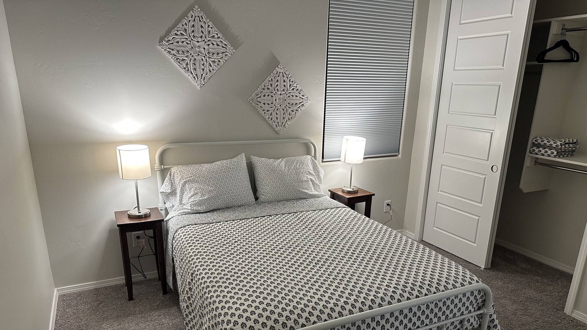 Los Lunas House | New Los Lunas Home 5 min from Facebook and Los Lunas.