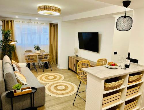 Centro Apartment | New Lovely 3BR Recently Renovate