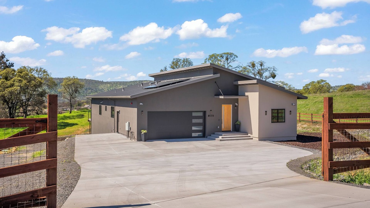 Copperopolis House | NEW Luxury Home in the Heart of Copperopolis