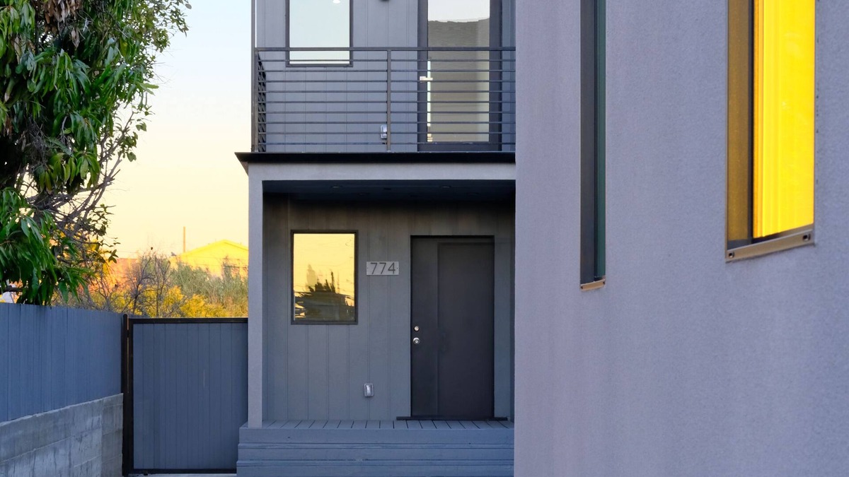 Los Angeles Villa | New Luxury Home with DTLA Views - Ideal for Groups