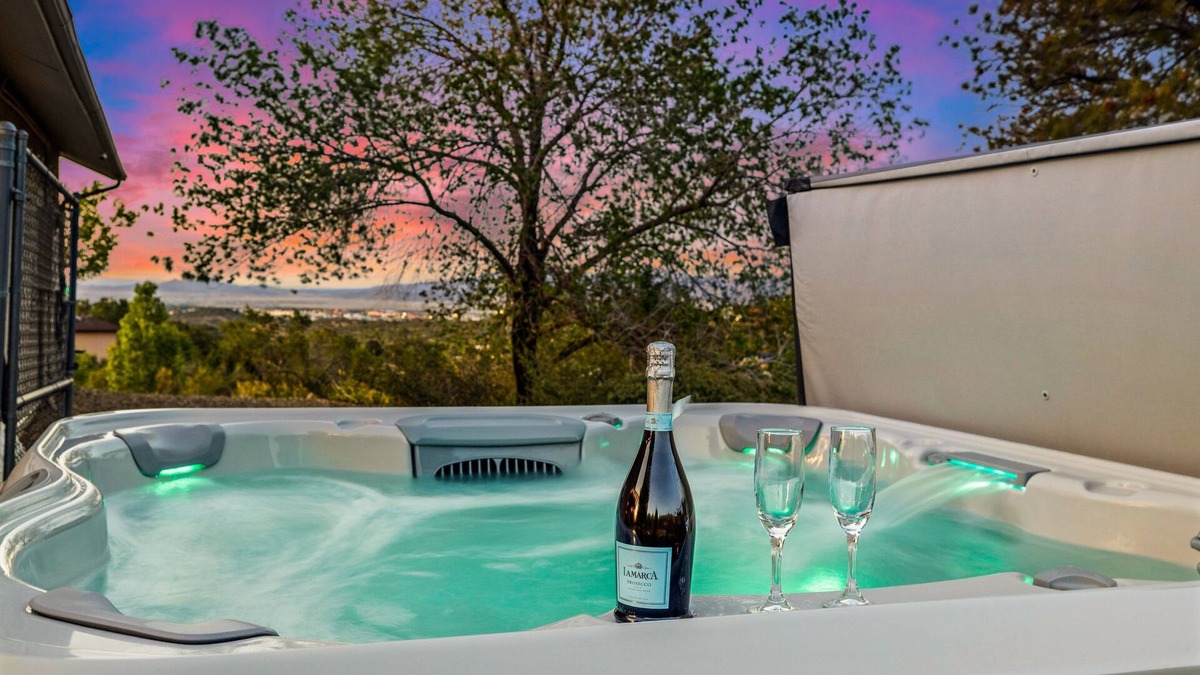 Lynx Mountain View Estates House | New Luxury Prescott Lynx B B 4k ft2 Sleeps 22