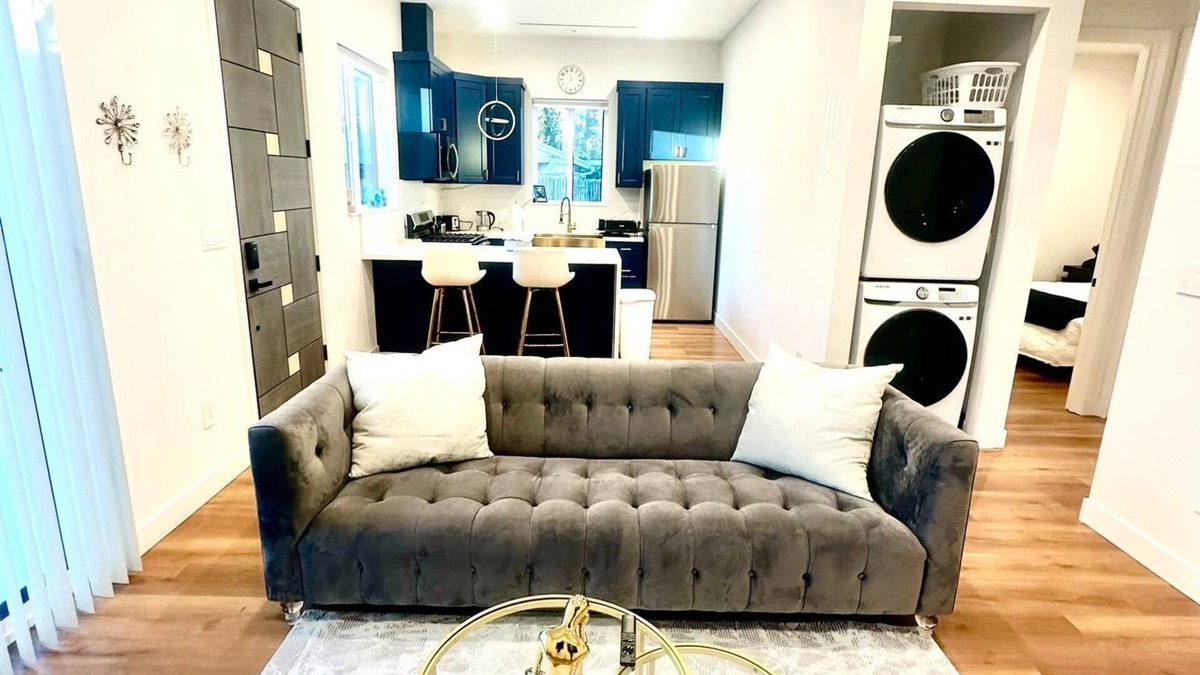 West Hills House | New Modern 2BR + 1Bath!n