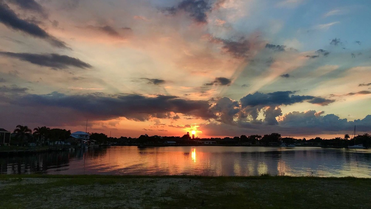 Edgewater House | NEW MODERN 3BR/2BA WATERFRONT HEATED POOL DOCK PATIO DIRECT GULF ACCESS BEACH