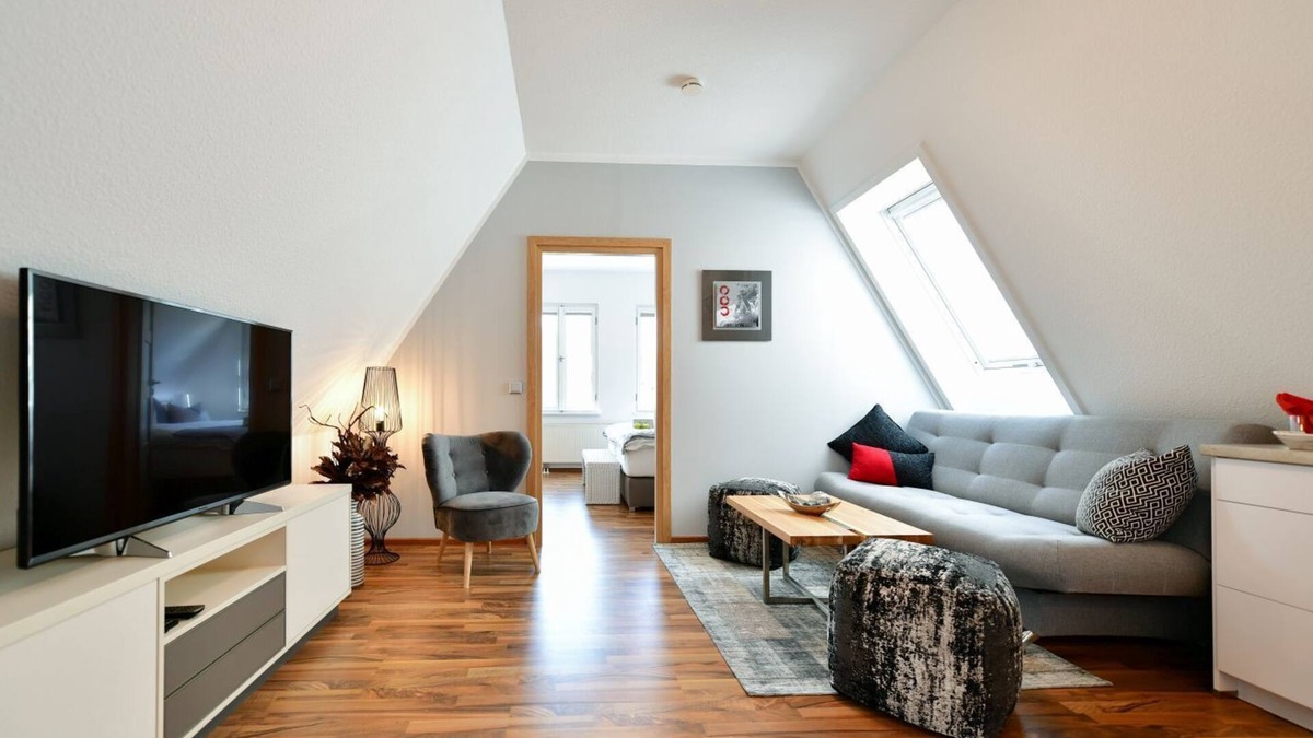 Cottbus Apartment | NEW! Modern apartment in a prime old market location!