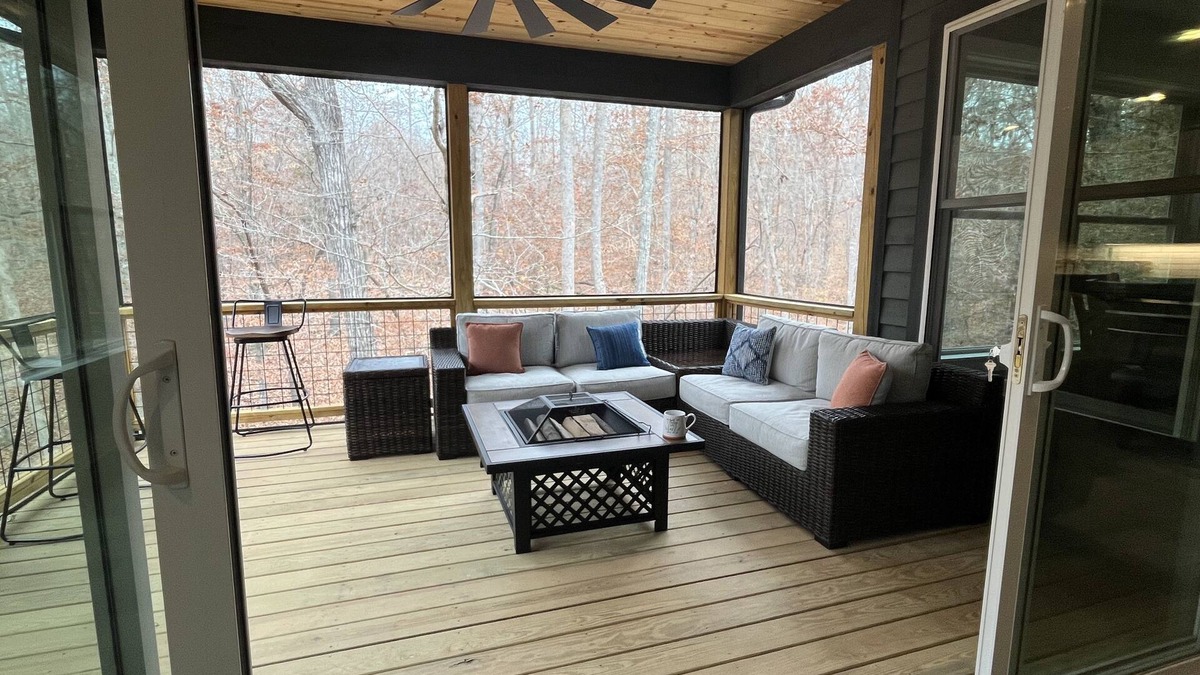 Rutherfordton Cabin | New Modern Cabin - Over 15 acres with pond & trails to explore! 5 miles to TIEC
