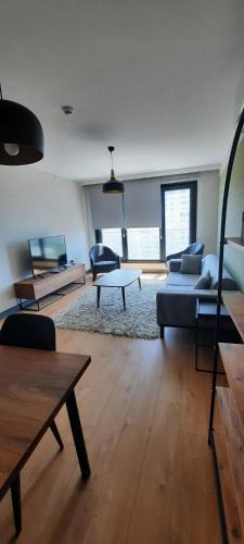 Kagithane Apartment | NEW Modern Central 2BR 2BA