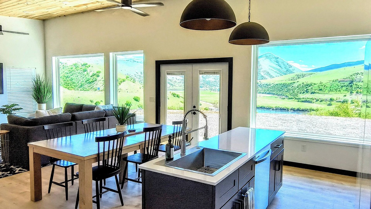 White Bird House | New, modern home in White Bird, with Salmon River views