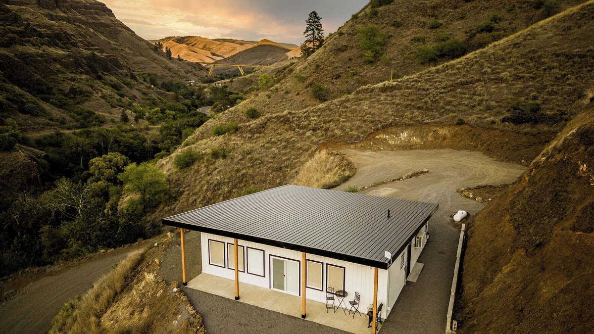 White Bird House | New, modern home with amazing Salmon River and mountain views
