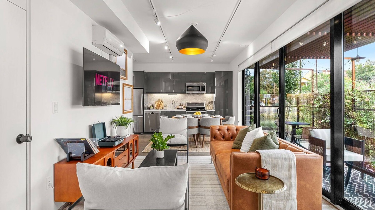 Curtis Park House | NEW Modern Luxury Stay in RiNo with Private Rooftop