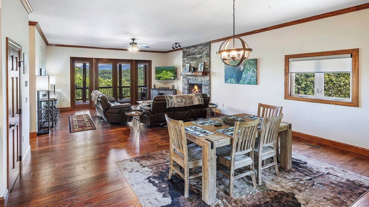 Whittier Condo | New Modern Mountain Condo with Vista Mountain Views, Large Deck, Washer & Dryer!